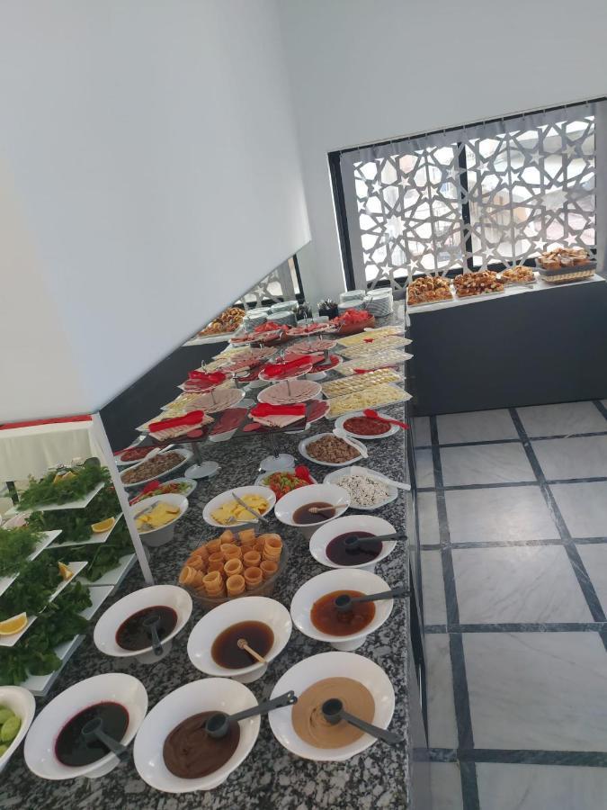 קוסדסי Roxx Royal Hotel מראה חיצוני תמונה