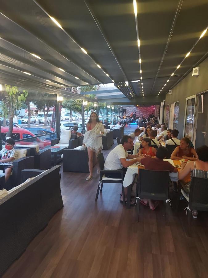 קוסדסי Roxx Royal Hotel מראה חיצוני תמונה
