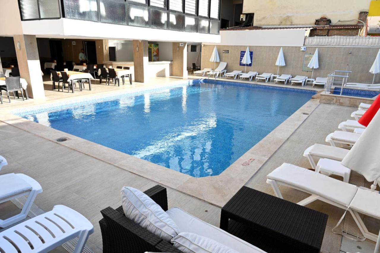 קוסדסי Roxx Royal Hotel מראה חיצוני תמונה