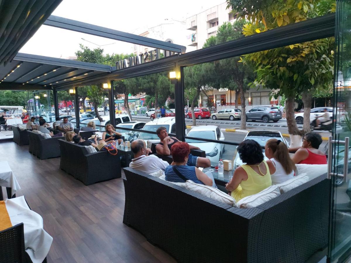 קוסדסי Roxx Royal Hotel מראה חיצוני תמונה