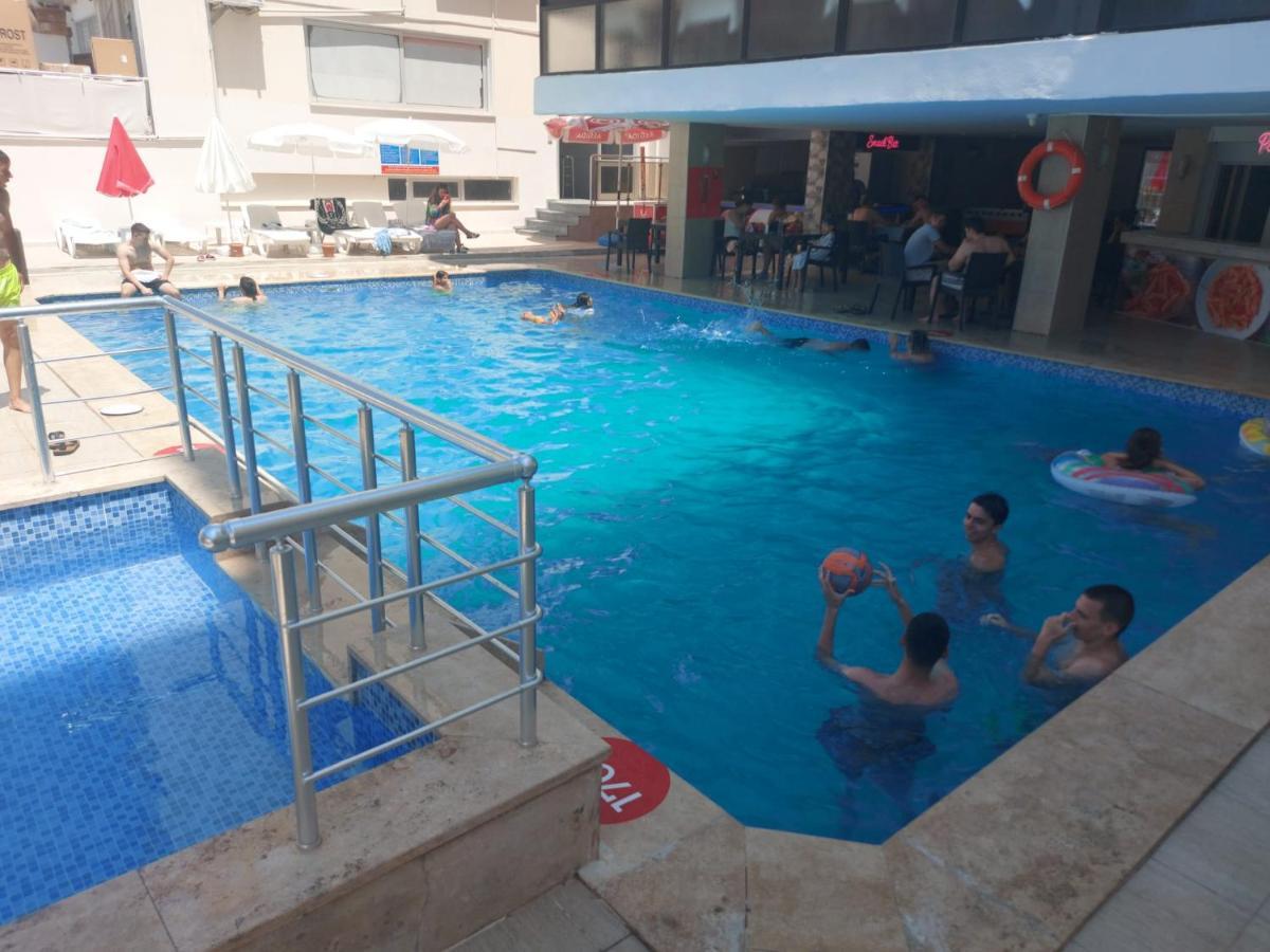 קוסדסי Roxx Royal Hotel מראה חיצוני תמונה